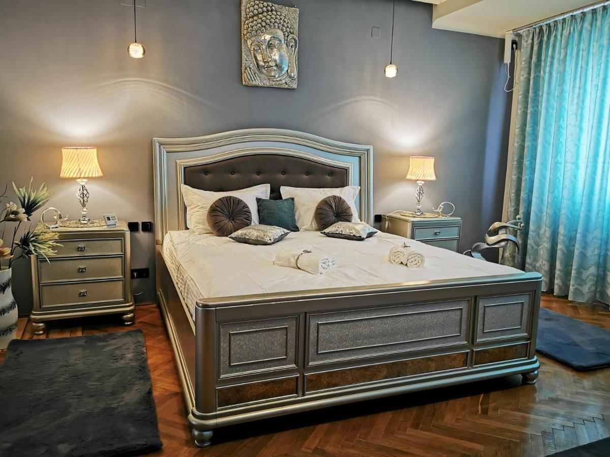 Crystal Central Apartment Брашов Экстерьер фото