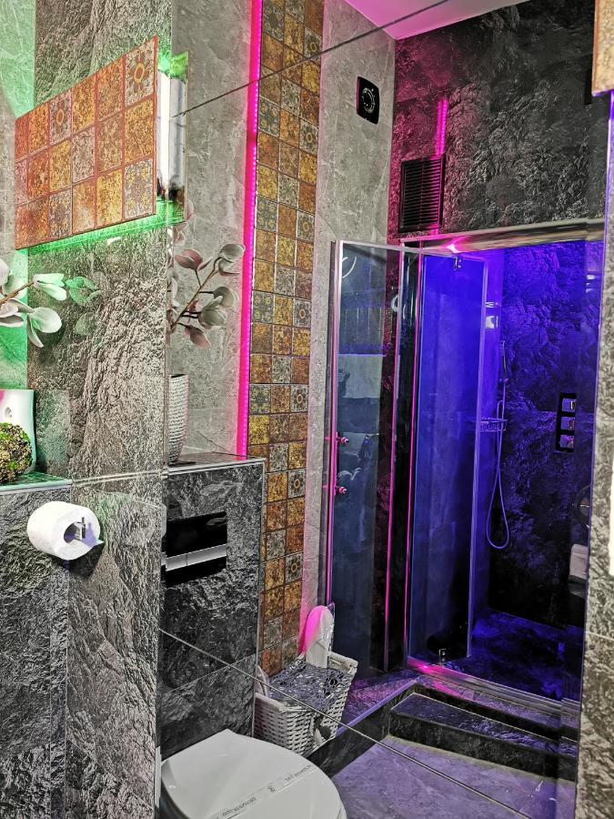 Crystal Central Apartment Брашов Экстерьер фото